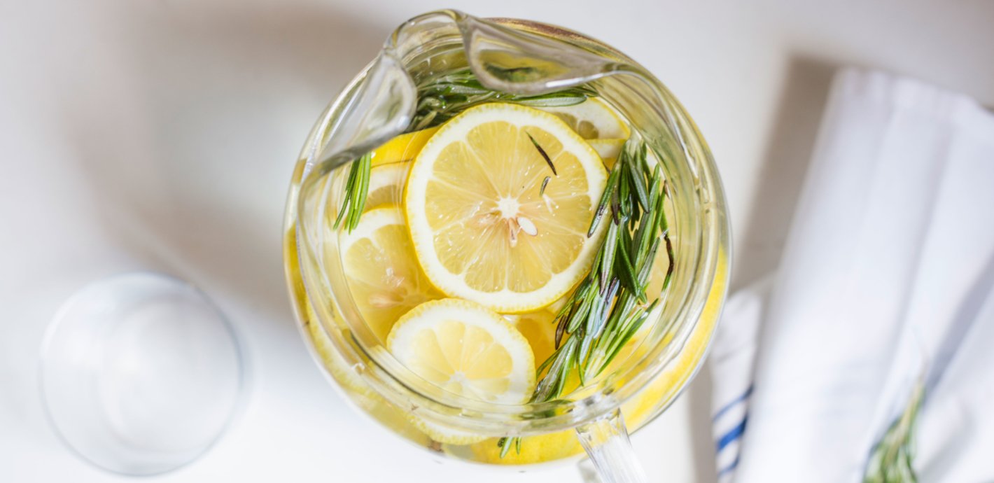 4 Beautiful Infused Waters for Refreshment on Hot Days Sonima