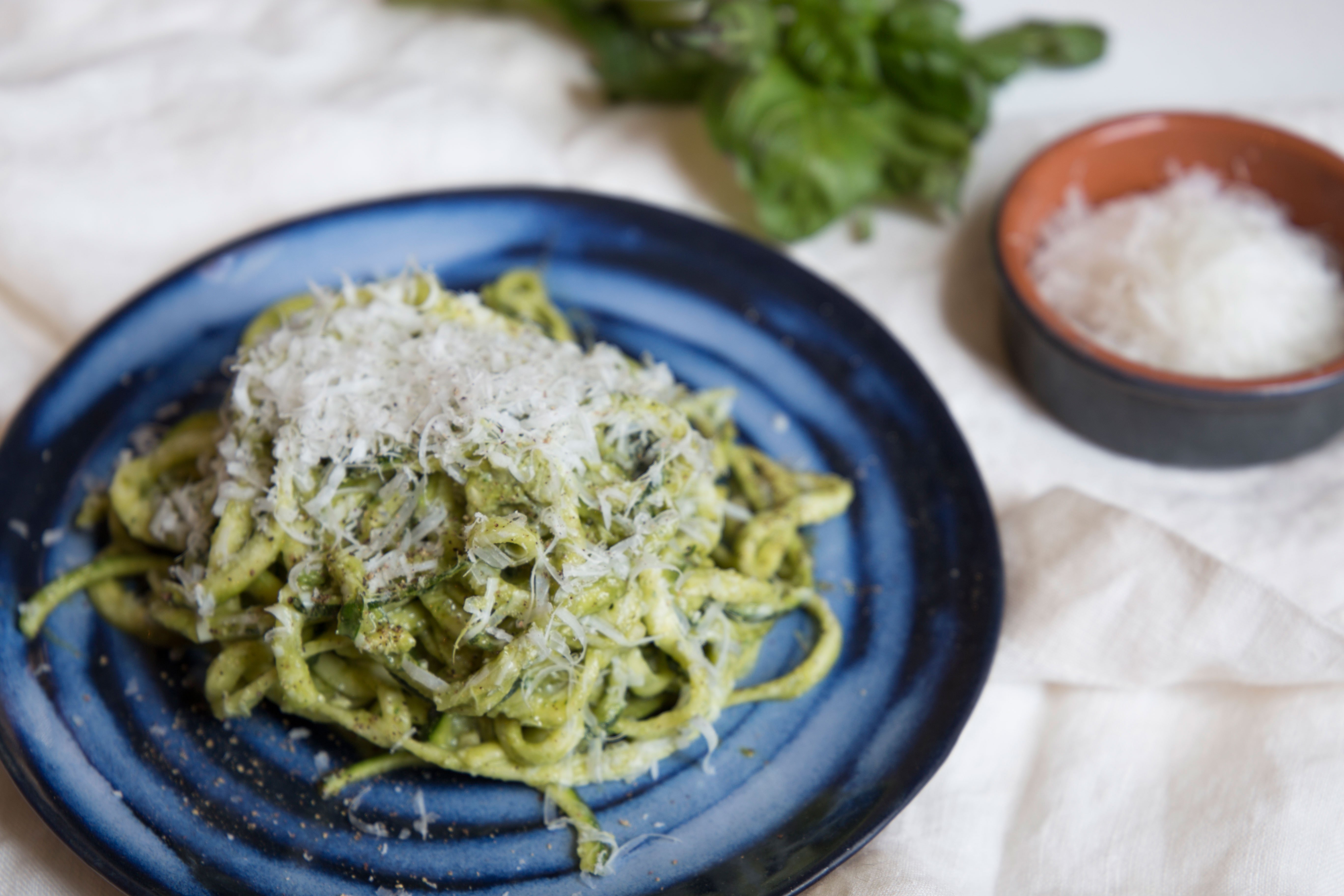 zucchini noodles zoodles with pesto