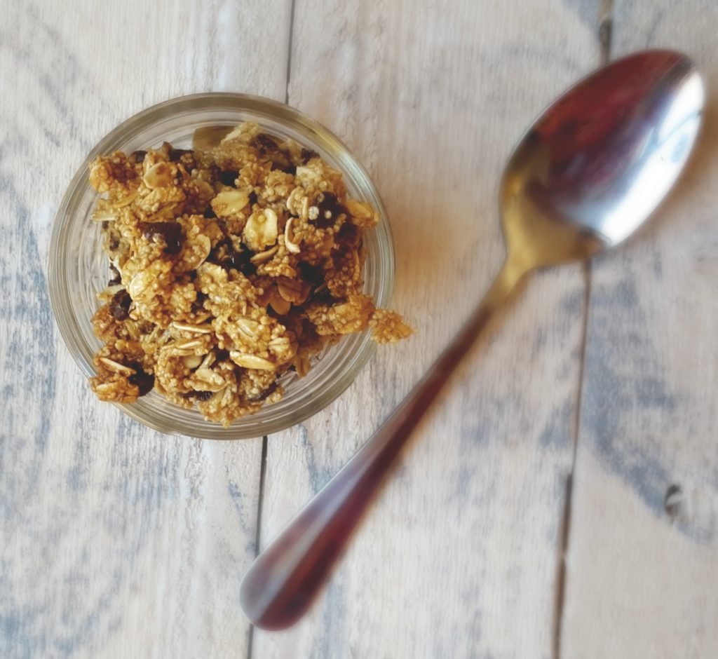 Gluten-Free-Crunchy-Chocolate-Chip-Granola-with-Amaranth-Shaws-simple-swaps-4