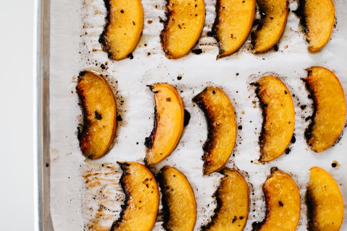 roasted-peaches-intuitive-eating