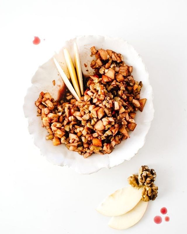 Finding the Benefits of Standing Twists in Yoga Sonima