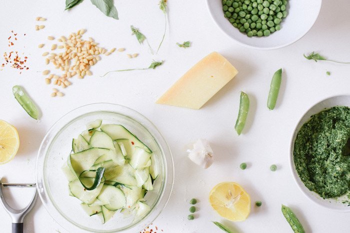 prep-green-goddess-pesto-pizza